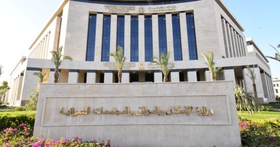 الإسكان: مجموعات عمل للحصر المكانى لجميع الإعلانات على الطرق العامة بالمدن الجديدة