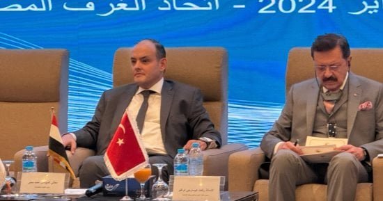 وزير التجارة يستعرض فرص الاستثمار المتاحة للتعاون مع الأشقاء العرب والأتراك وزير التجارة يستعرض فرص الاستثمار المتاحة للتعاون مع الأشقاء العرب والأتراك