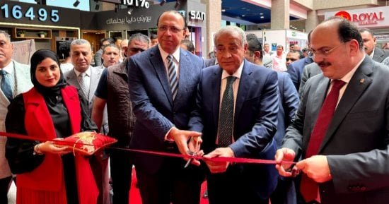 رئيس هيئة المعارض يفتتح معرضا للسيراميك بمشاركة 55 شركة