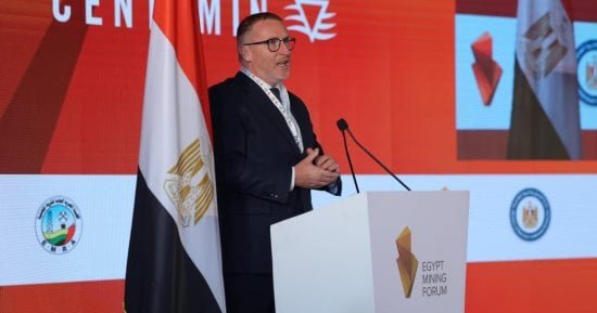 رئيس سنتامين العالمية: نتوقع استخراج 5 ملايين أوقية ذهب خلال العقد القادم رئيس سنتامين العالمية: نتوقع استخراج 5 ملايين أوقية ذهب خلال العقد القادم