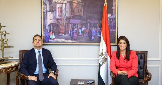 رانيا المشاط تلتقي السفير الفرنسي ورئيسة الشئون الثنائية بوزارة الاقتصاد الفرنسية