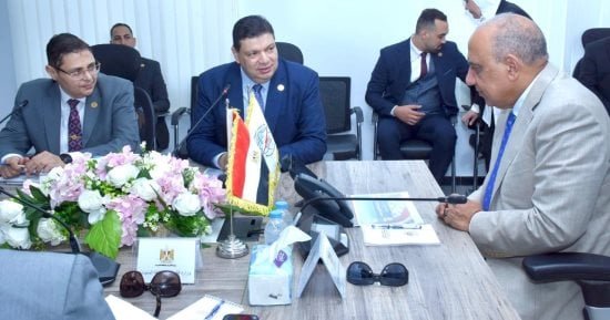 وزير الكهرباء يجتمع بقيادات هيئة المحطات النووية داخل موقع الضبعة وزير الكهرباء يجتمع بقيادات هيئة المحطات النووية داخل موقع الضبعة
