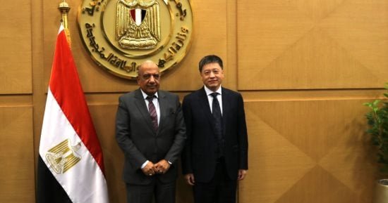 وزير الكهرباء يبحث مع شركة CEE الصينية التعاون في مجالات التصنيع المحلي وزير الكهرباء يبحث مع شركة CEE الصينية التعاون في مجالات التصنيع المحلي