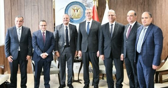 رئيس”Bp” الإقليمى: تقدم أعمال حفر بئرين لإنتاج الغاز من حقل ريفين غرب الدلتا