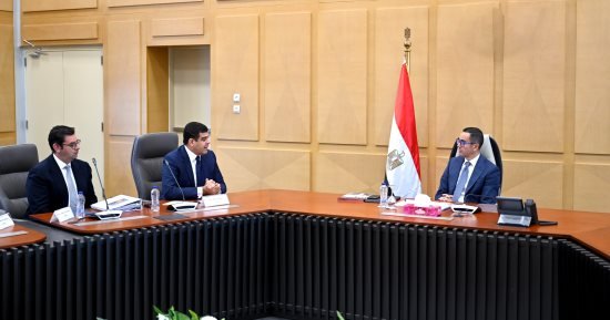 وزير الاستثمار يلتقى رئيس ماجنوم العقارية لاستعراض مشروعها بالعاصمة الإدارية