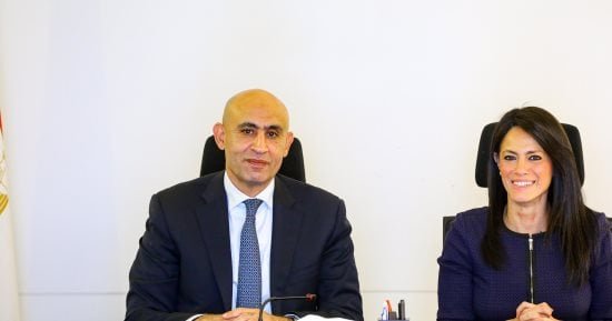 وزيرا “التخطيط والتعليم” يناقشان احتياجات تحسين جودة العملية التعليمية