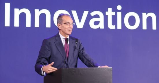 وزير الاتصالات: تسارع الابتكارات بالذكاء الاصطناعى جعل تقنياتها ضرورة لتحقيق التنمية
