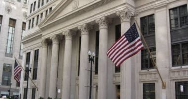 ارتفاع أرباح البنوك الأمريكية الكبرى مع اقتراب عهد بايدن من نهايته
